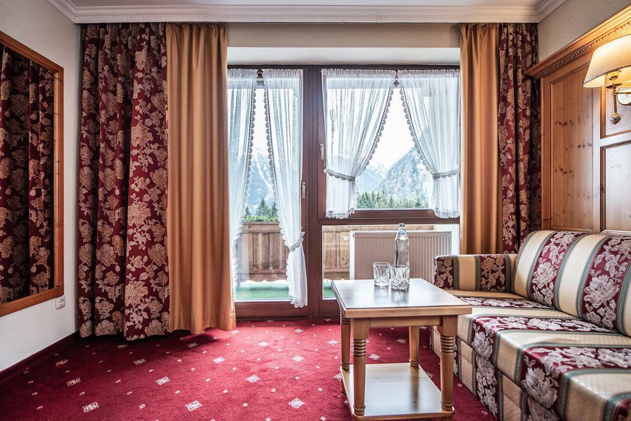 Naturhotel Alpenblick Маурах Екстериор снимка